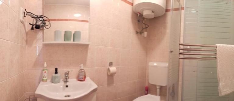 Angi Apartman- Nagyszeru Elhelyezkedes, Vendegkozpontu Szallashely-Szolgaltatas Apartment Harkány Екстериор снимка
