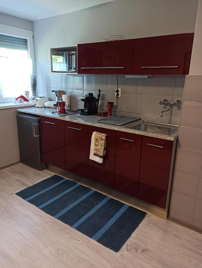 Angi Apartman- Nagyszeru Elhelyezkedes, Vendegkozpontu Szallashely-Szolgaltatas Apartment Harkány Екстериор снимка